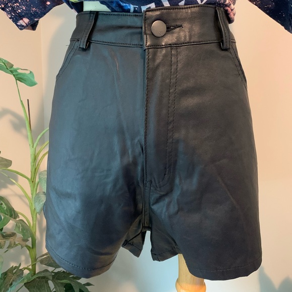 Pleather Shorts - Picture 8 of 9